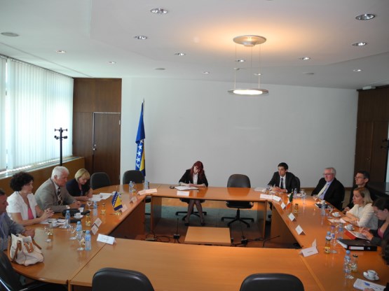 Članovi Grupe prijateljstva za zapadnu Evropu razgovarali sa državnom ministricom za evropske poslove Irske     